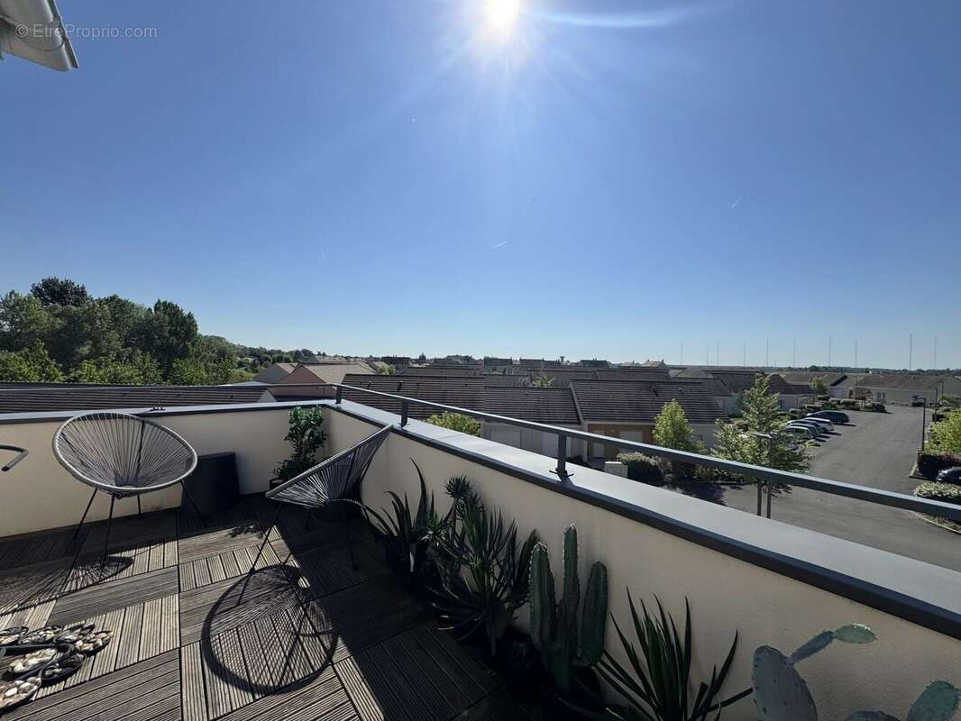 Appartement à NANDY