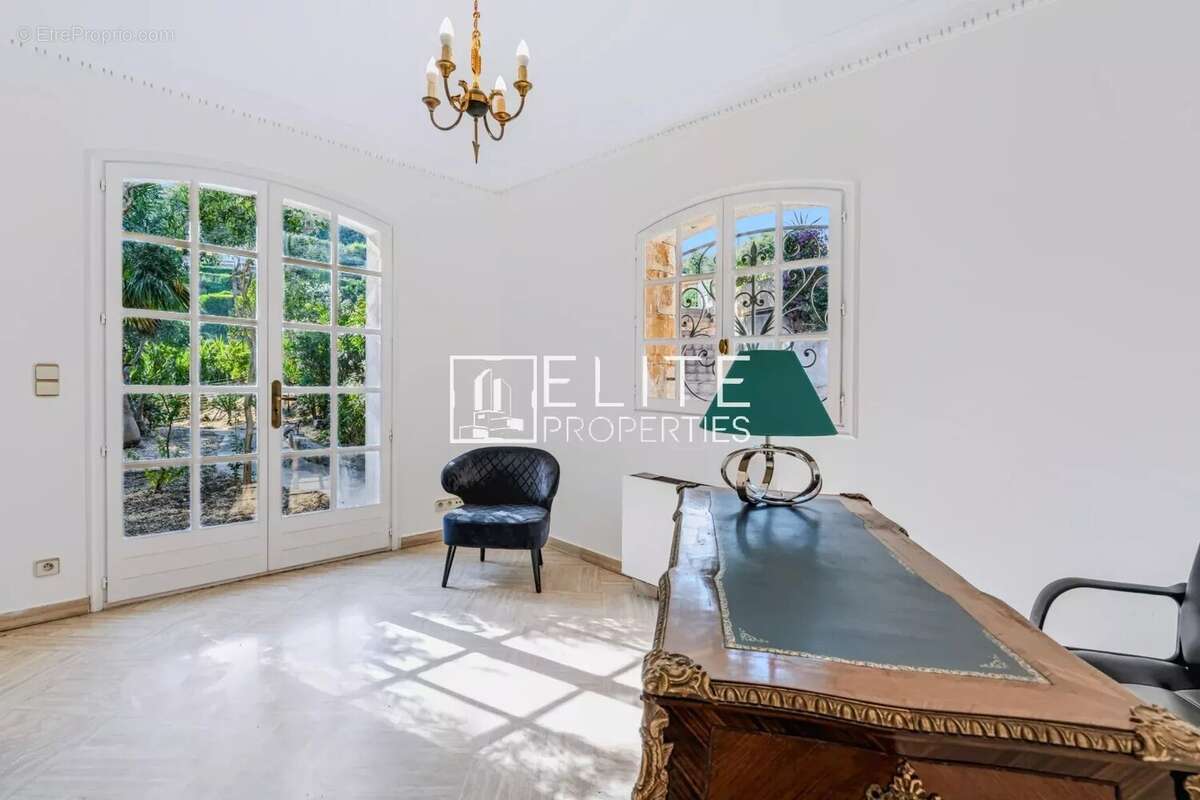 Maison de charme avec vue mer panoramique. piscine et dépendance - photo 22