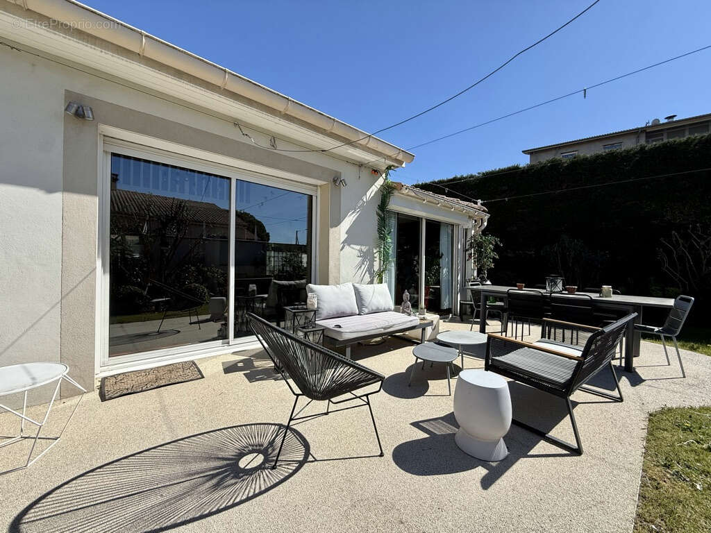 Maison à PORTES-LES-VALENCE