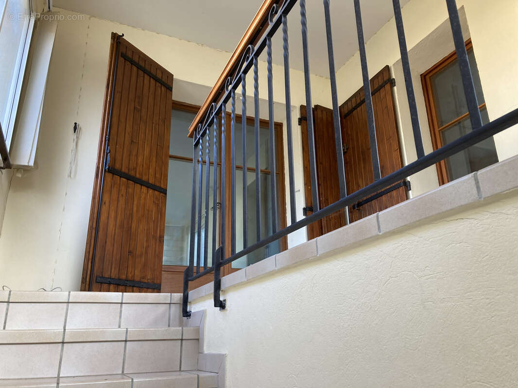 Maison à SAINT-MAURICE-DE-CAZEVIEILLE