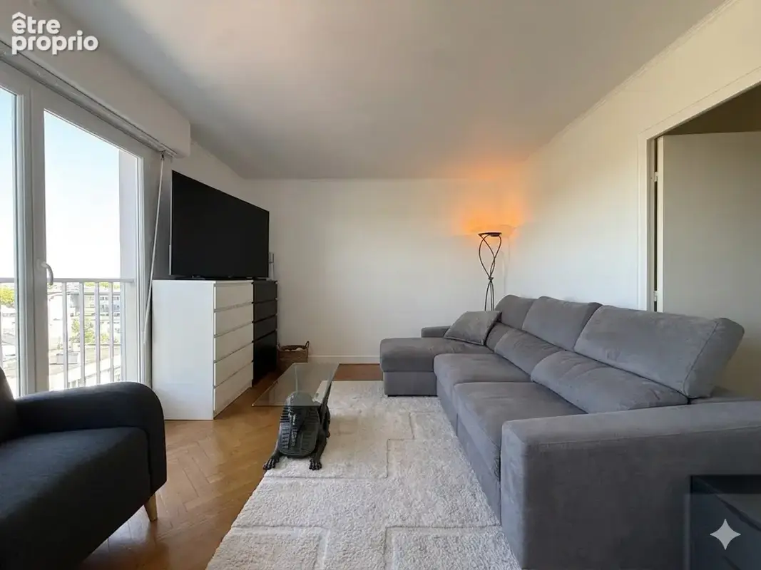 Amiens - quartier la hotoie - appartement t4 - dernier etage - place de parking - 1 ascenseur - photo 2