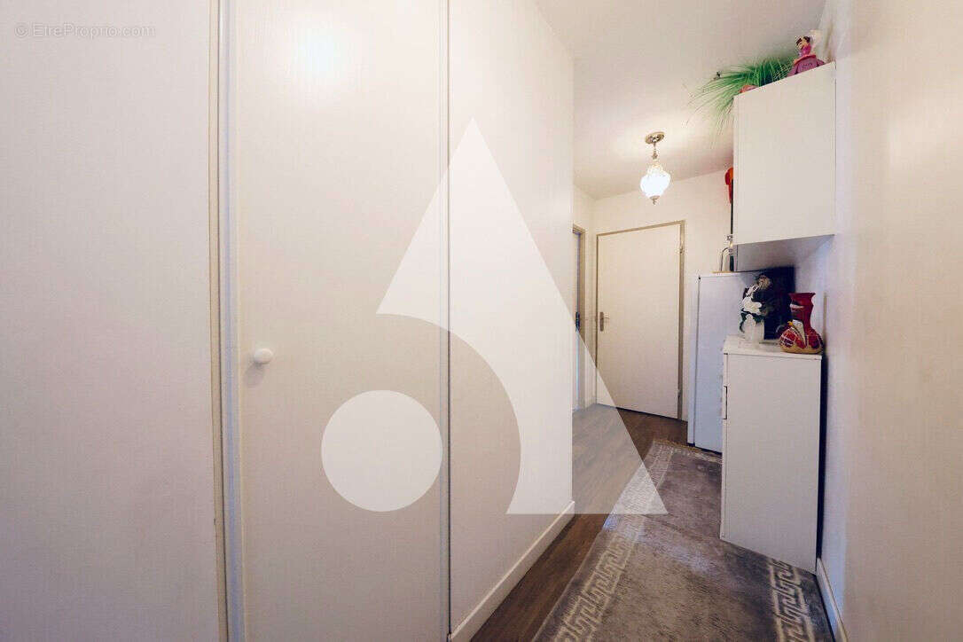 Appartement à CORBEIL-ESSONNES