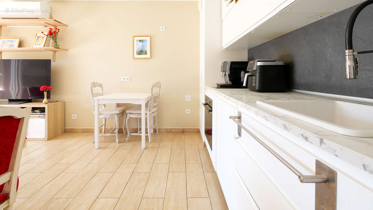 Appartement à HYERES