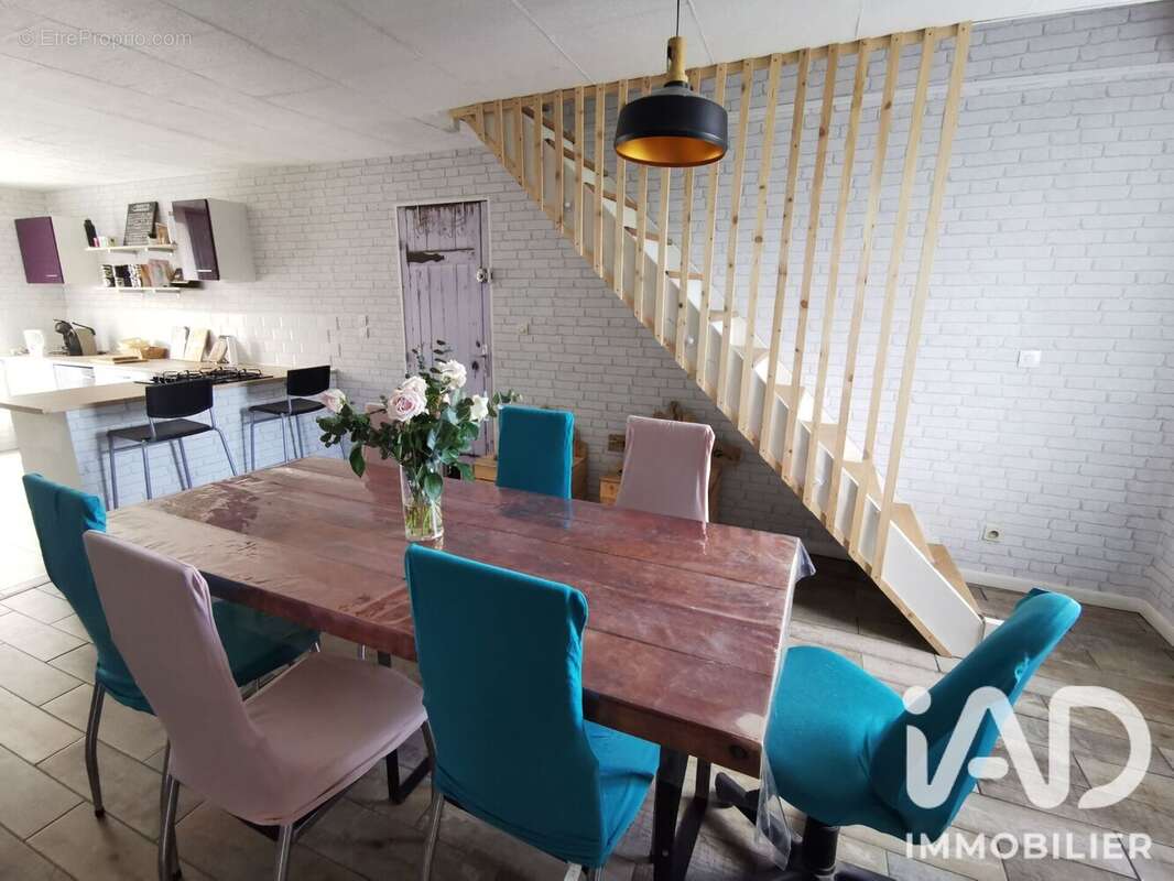 Maison 118 m² à Serez  - photo 4