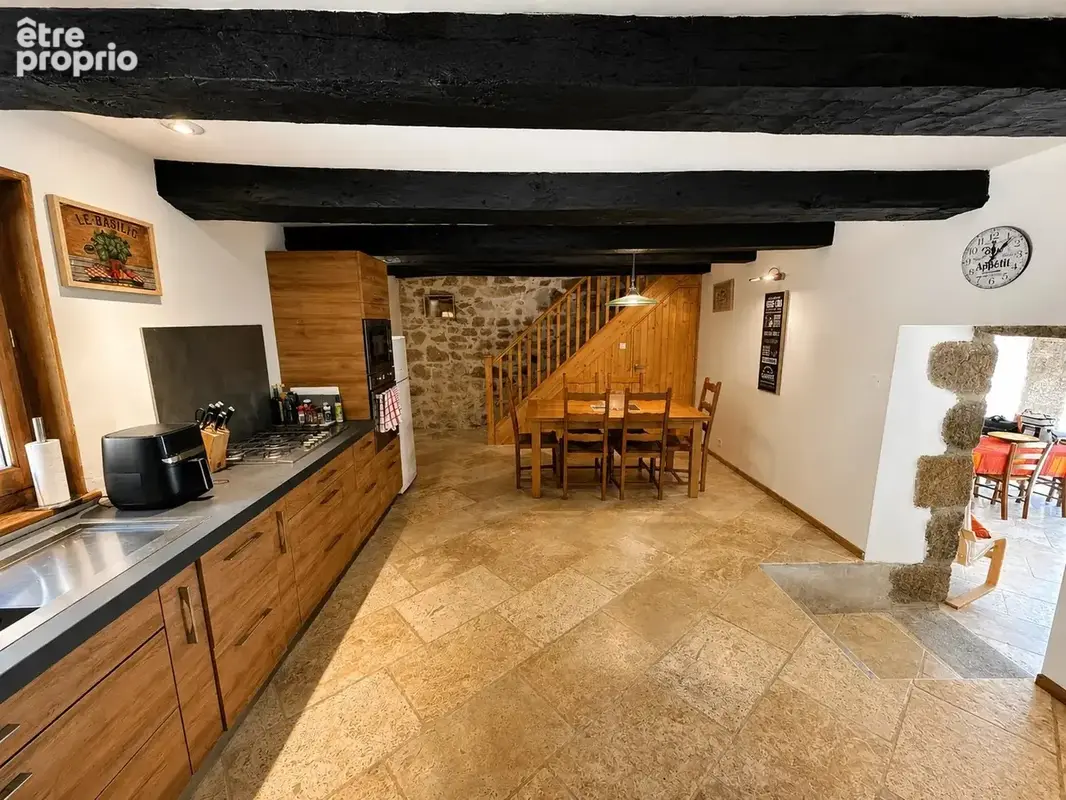 Maison en pierre au cœur de la nature au calme absolu, avec gîte à aménager et grange - photo 4