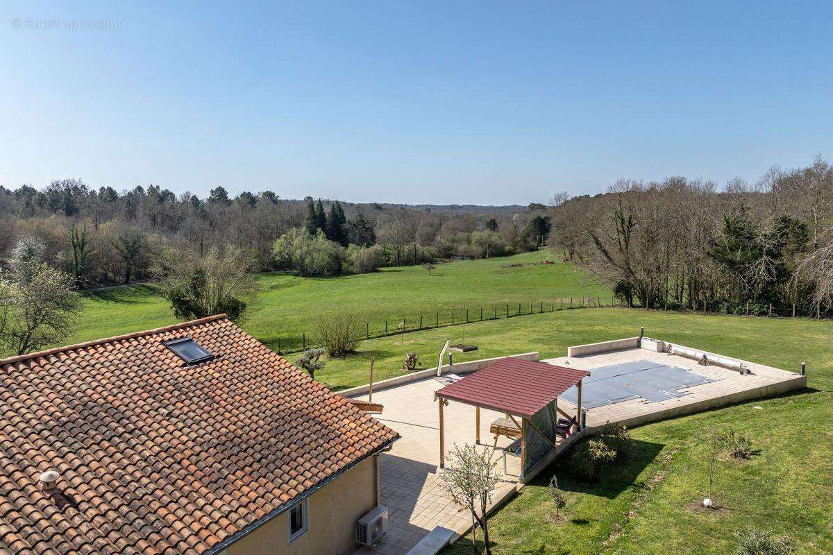 Maison à VILLAMBLARD