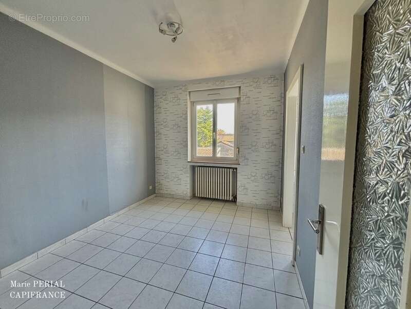 Maison à CLOUANGE