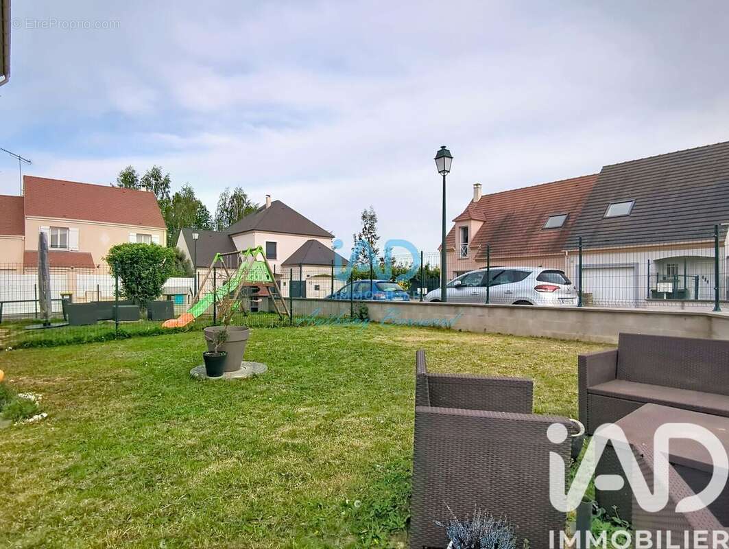 Photo 2 - Maison à MARLES-EN-BRIE