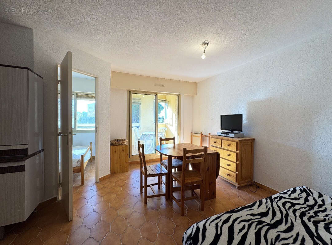 Appartement à SIX-FOURS-LES-PLAGES