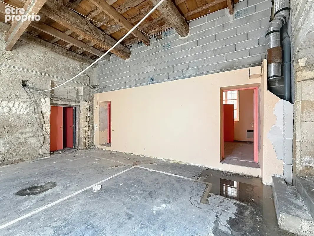 Appartement à rénover dans un ancien hôtel particulier - photo 14