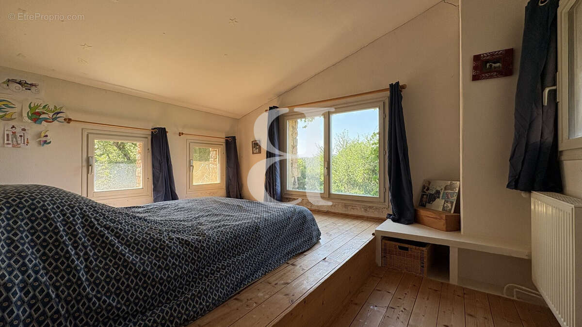 Maison 265 m² à Buis-Les-Baronnies  - photo 9