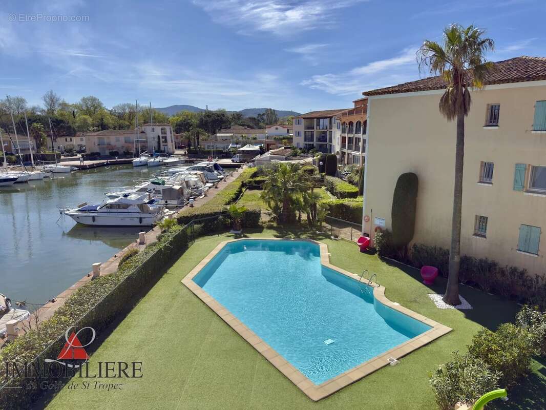 Appartement à COGOLIN