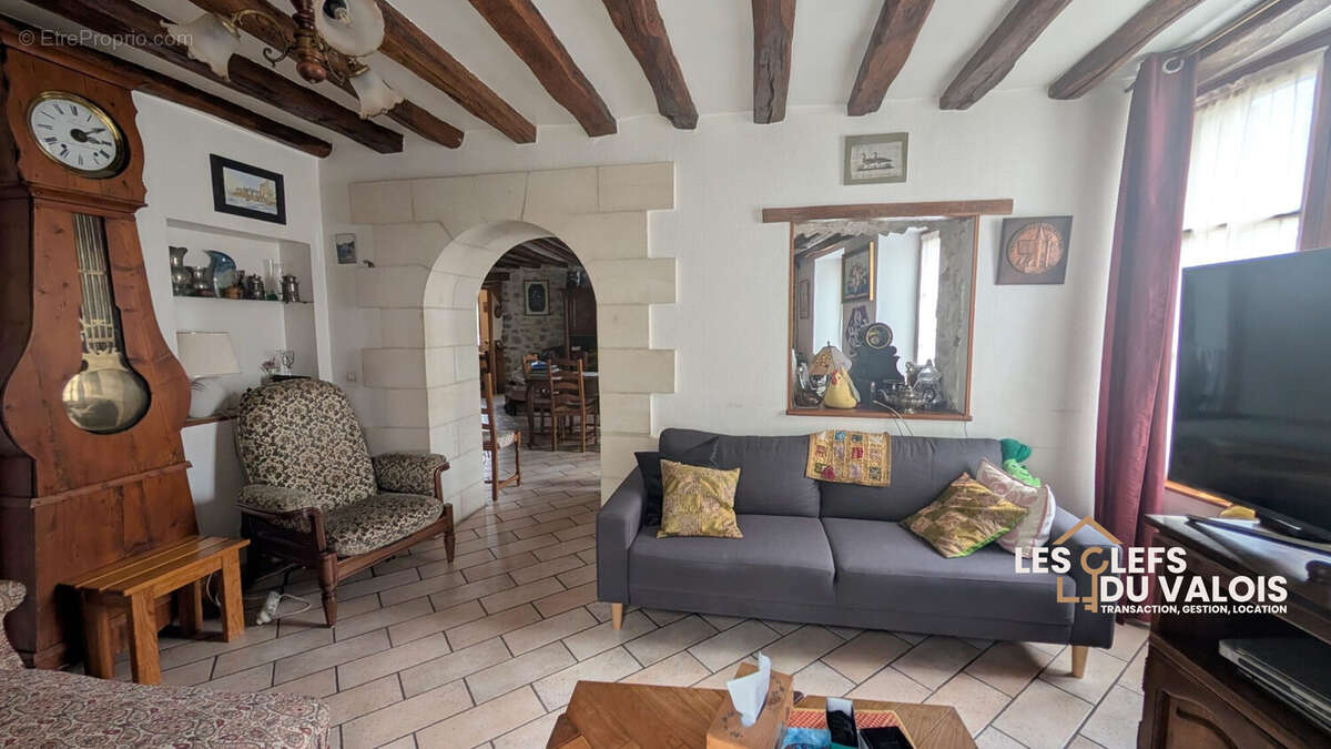 Maison à NANTEUIL-LE-HAUDOUIN