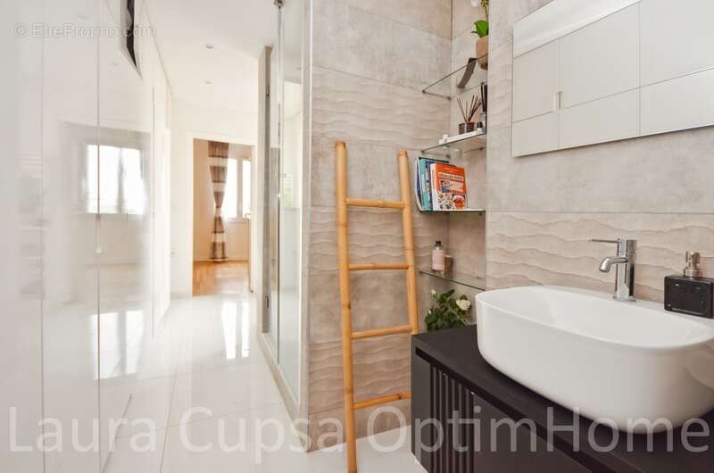 Appartement à BOURG-LA-REINE