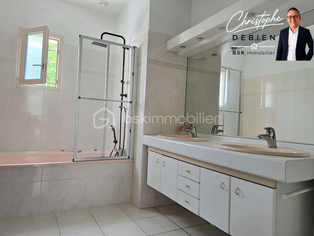 Maison familiale de plain-pied avec sous-sol aménagé, 4 chambres et grand jardin au calme – chavagnes-en-paillers - photo 12