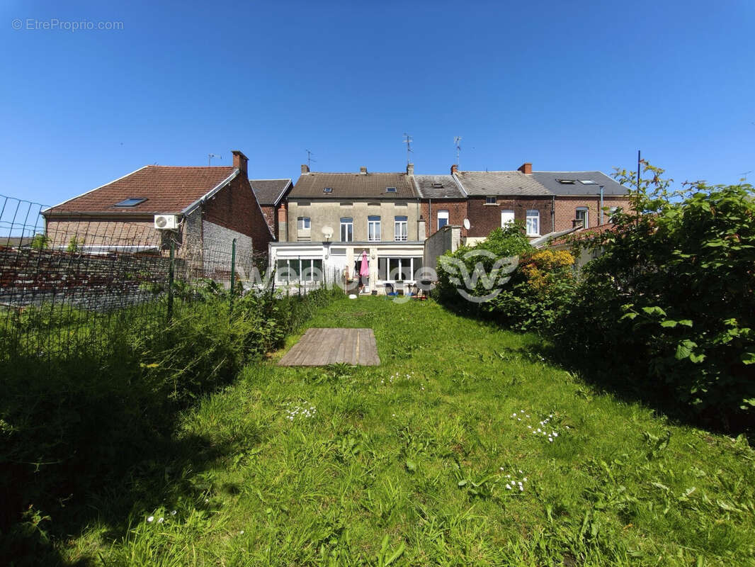 Maison 85 m² à Hautmont  - photo 9