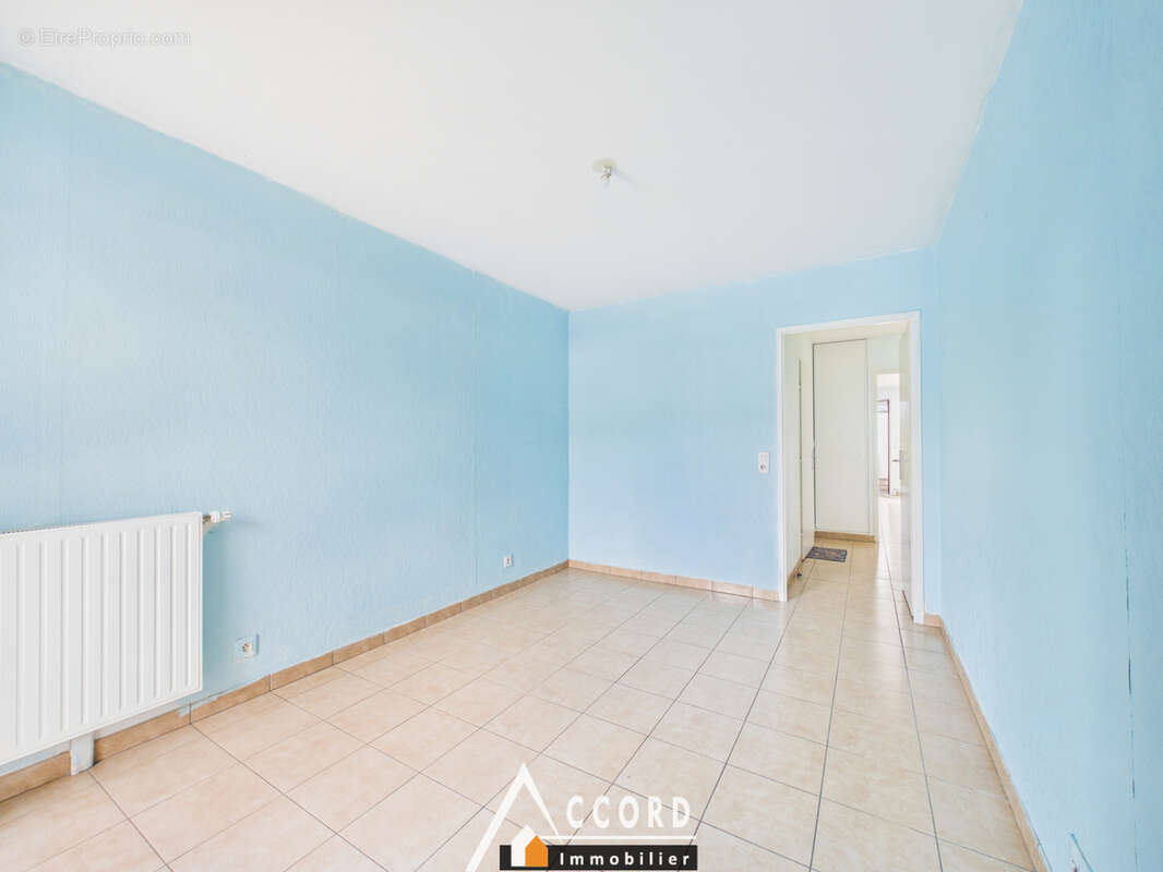 Appartement à SARTROUVILLE