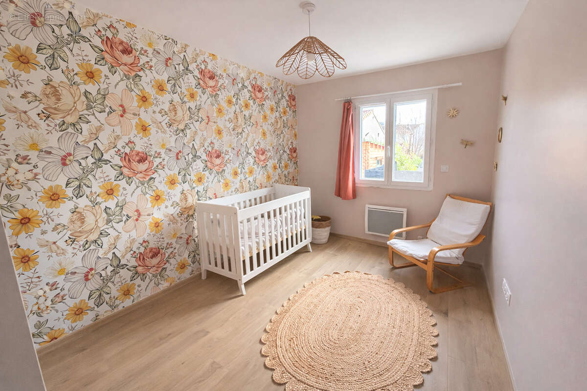 Maison à MONTELIMAR