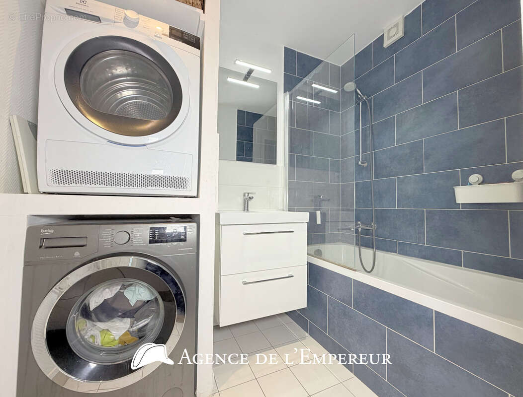 Appartement à SURESNES
