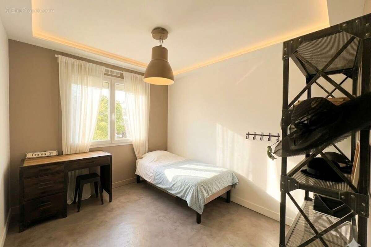 Appartement à MAISONS-ALFORT