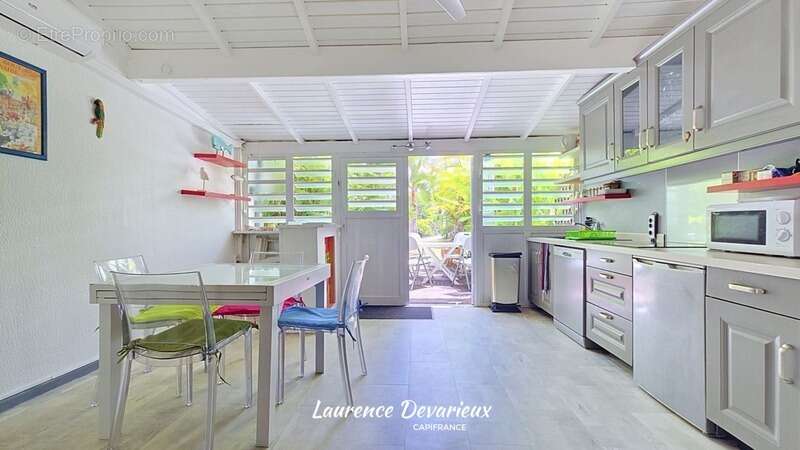 Appartement à vendre 3 pièces SAINT FRANCOIS (971) - photo 4