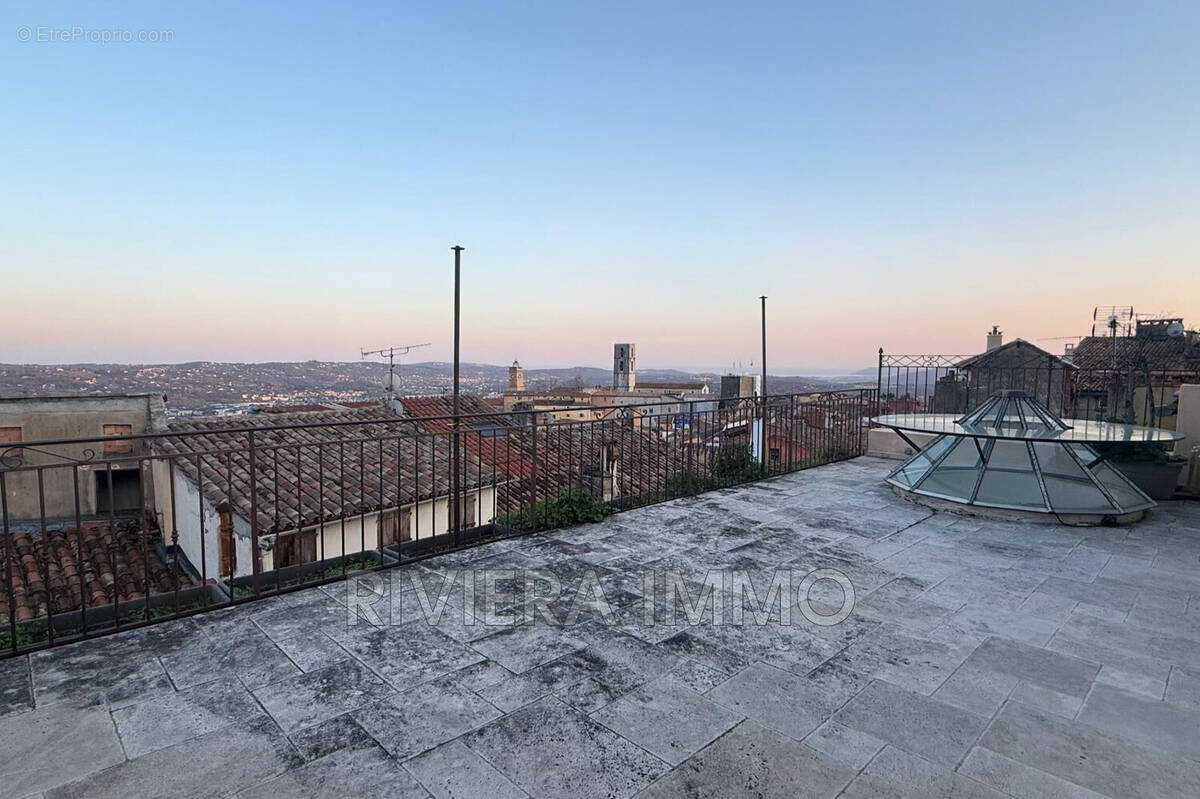 Appartement à GRASSE