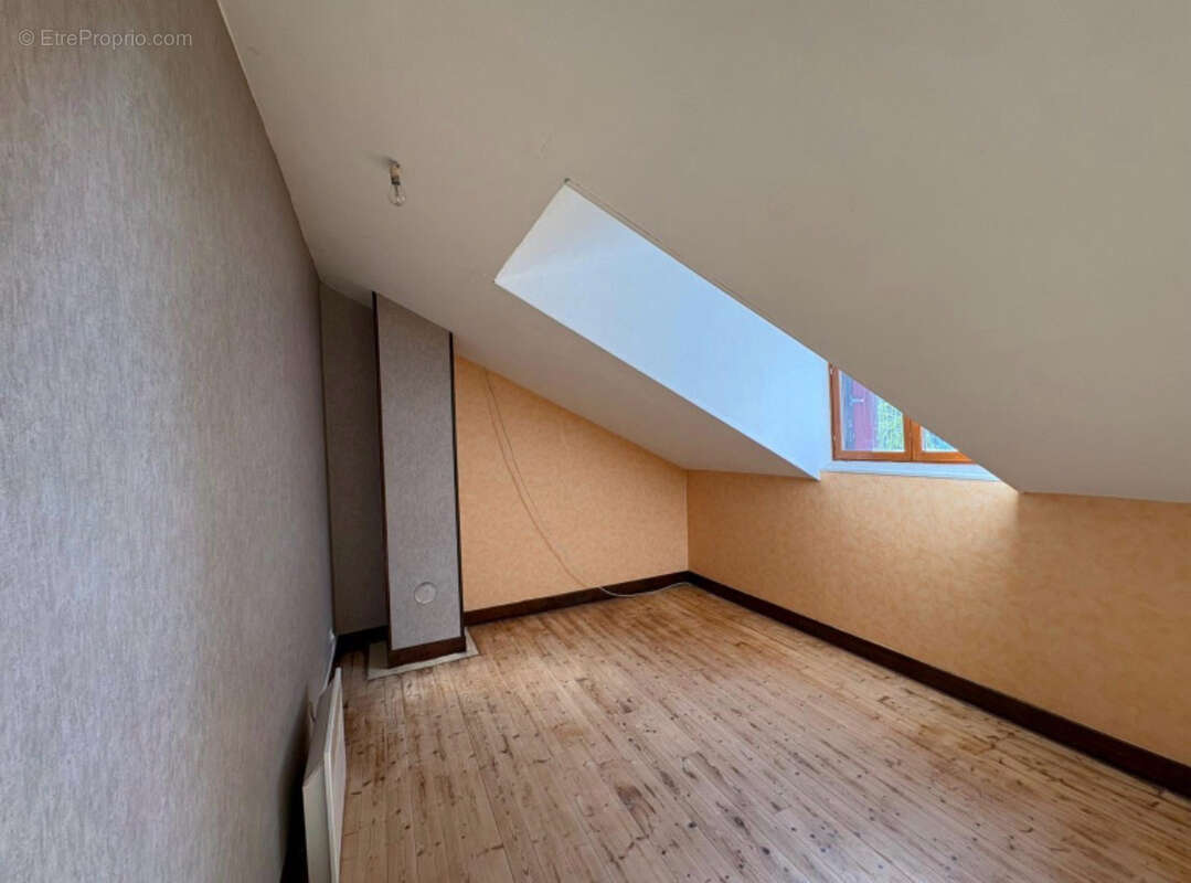 Maison à OUROUER