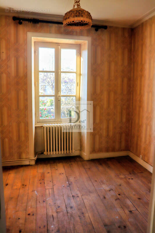 Maison à CHASSENON