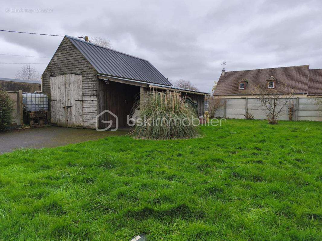 Maison à PICAUVILLE