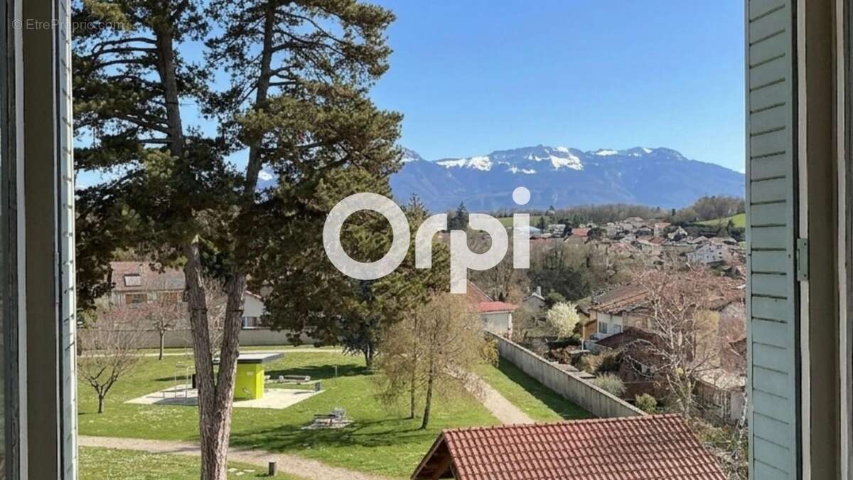 Appartement à RIVES