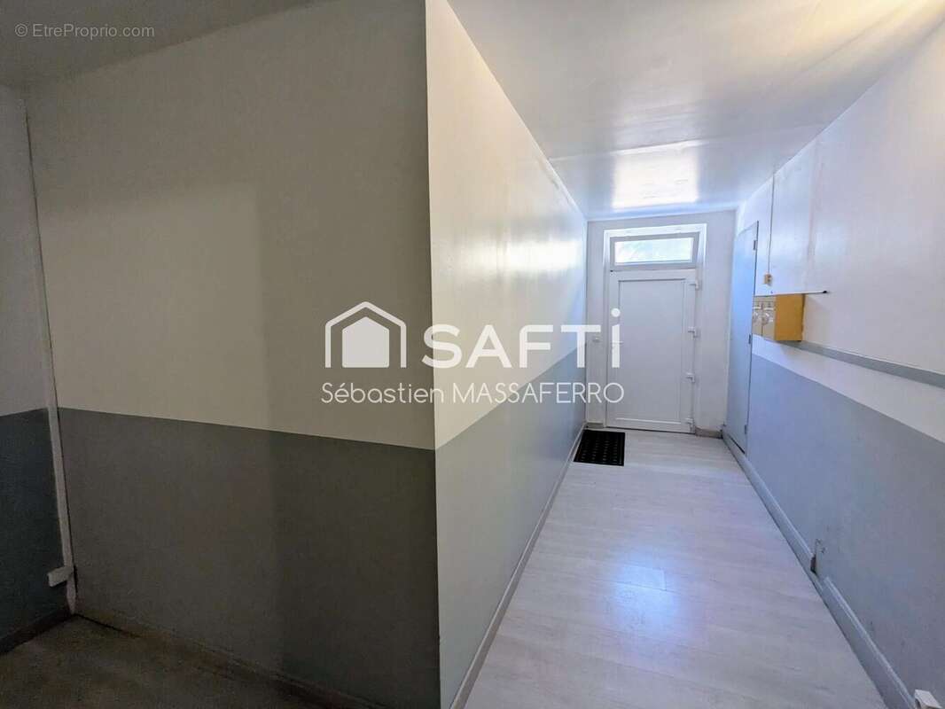 Appartement 235 m² à Cosne-Cours-Sur-Loire  - photo 5