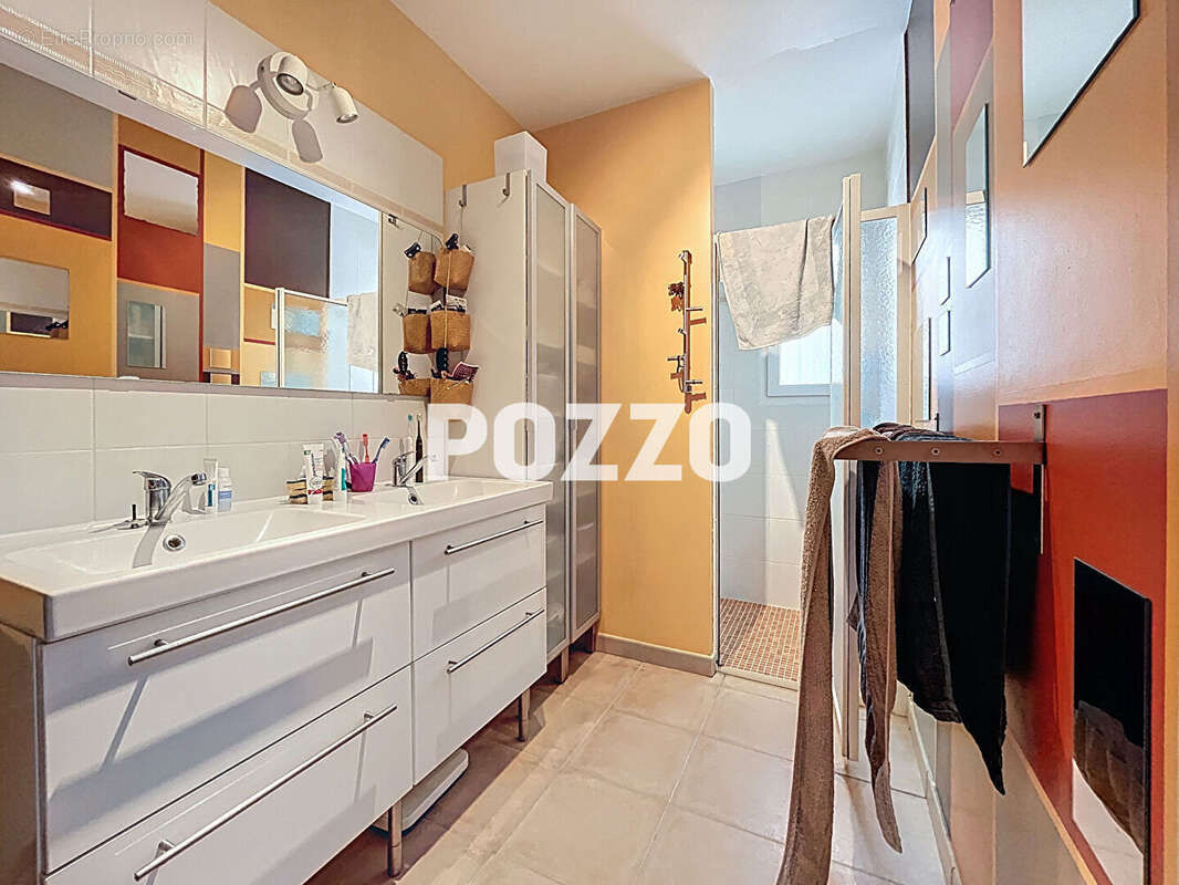 Maison à SAINT-PAIR-SUR-MER