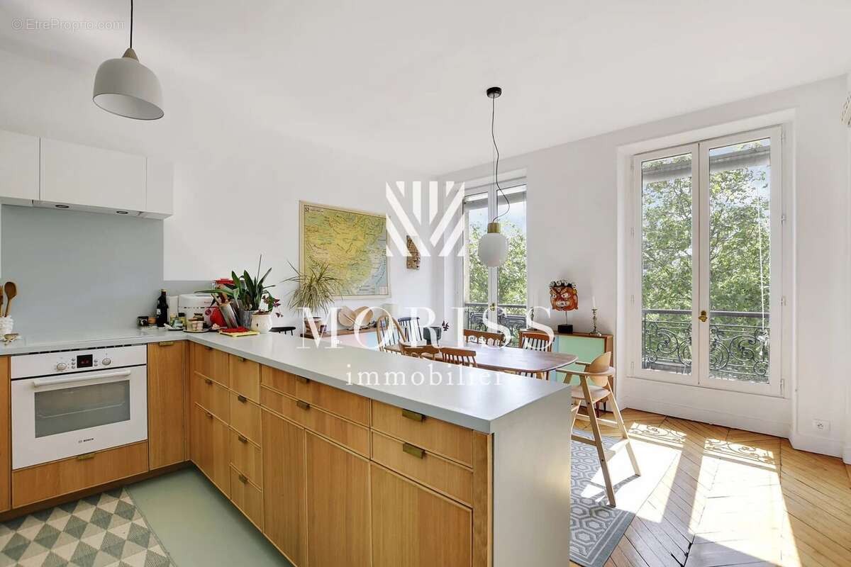Appartement à PARIS-11E