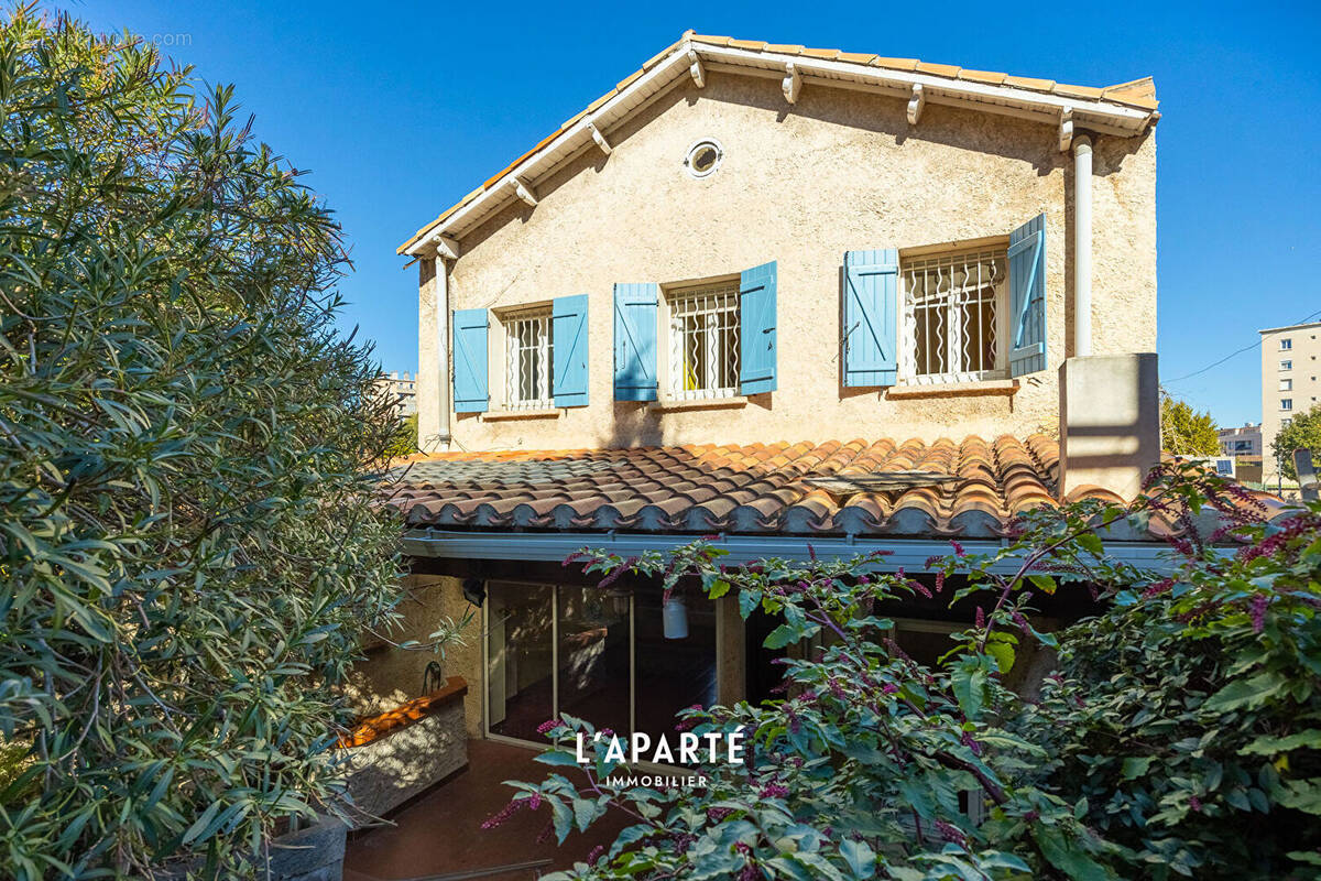 Maison à MARSEILLE-4E