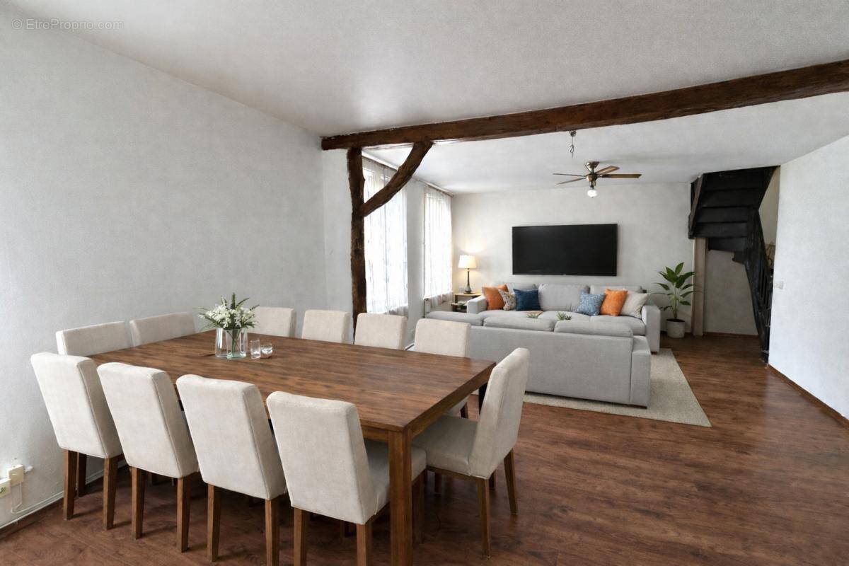 Maison à QUILLEBEUF-SUR-SEINE