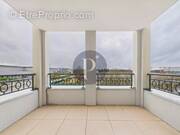 Appartement à LE PLESSIS-ROBINSON