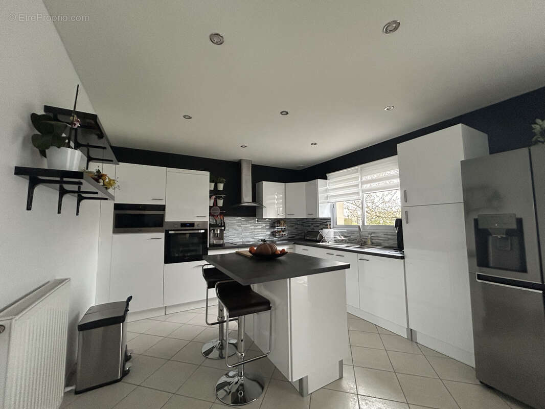 Maison à SAINT-SAENS