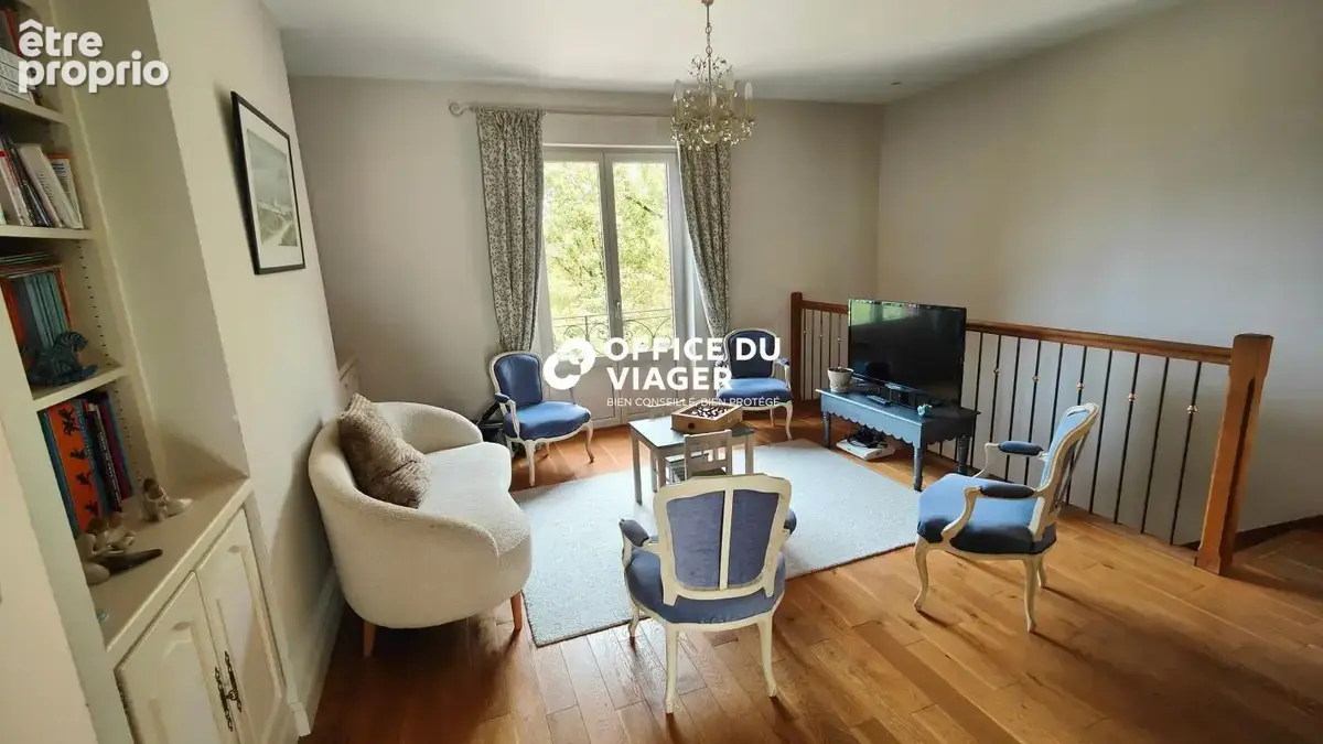 Maison - 9 pièces - 240 m² - photo 15