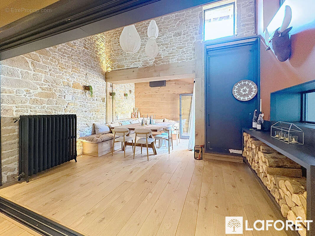 Appartement à SAINT-ROMAIN-AU-MONT-D'OR