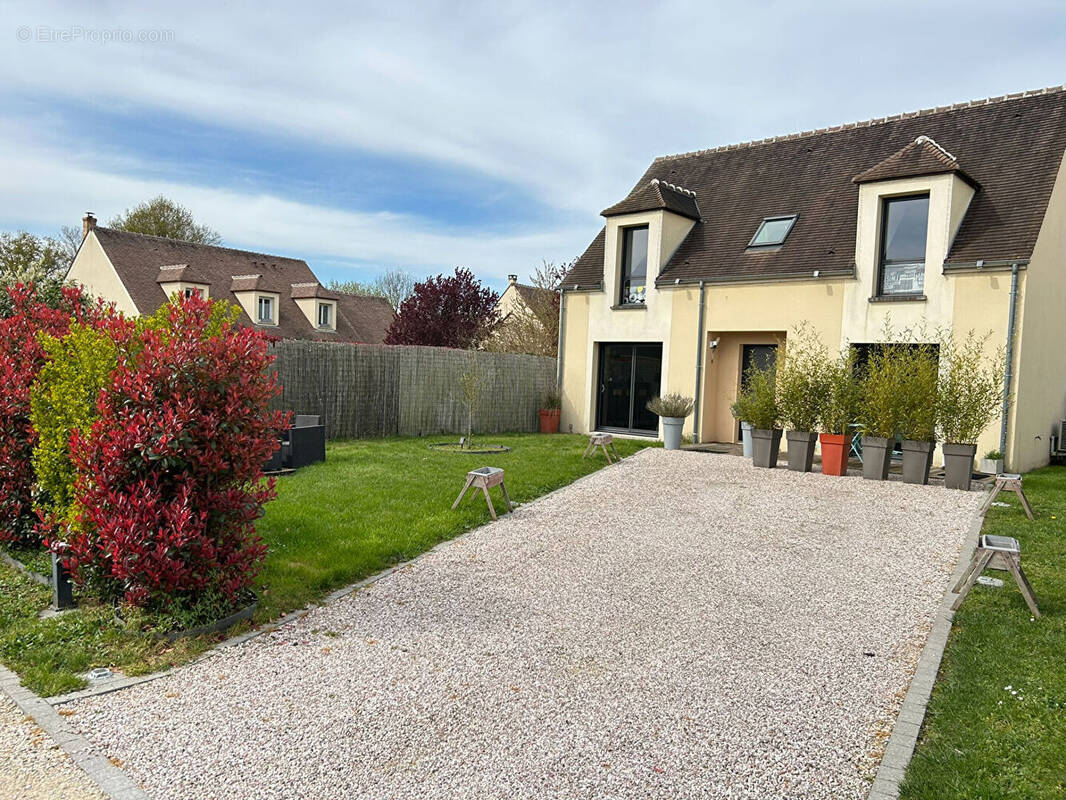 Maison à BOURRON-MARLOTTE