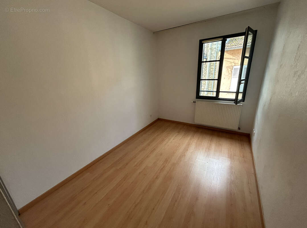 Appartement à ANSE