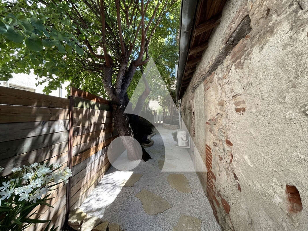 Appartement à CAHORS