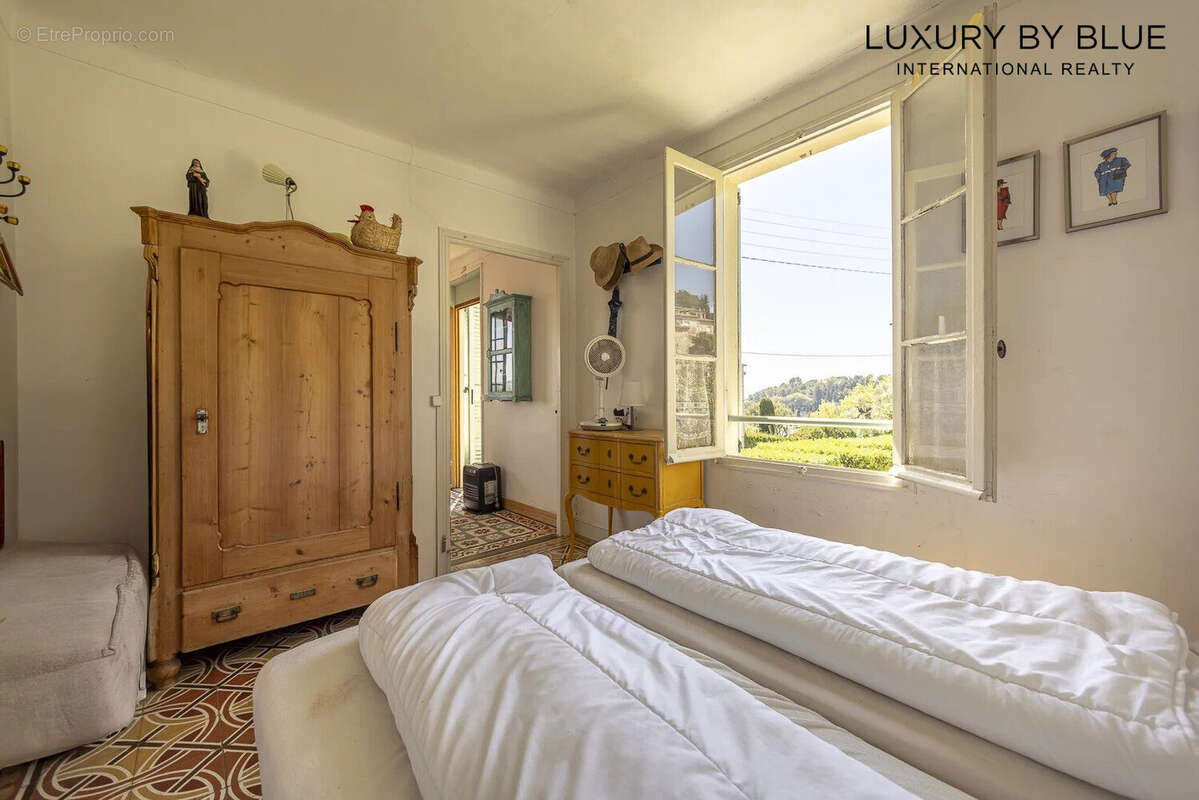 Maison à MOUGINS