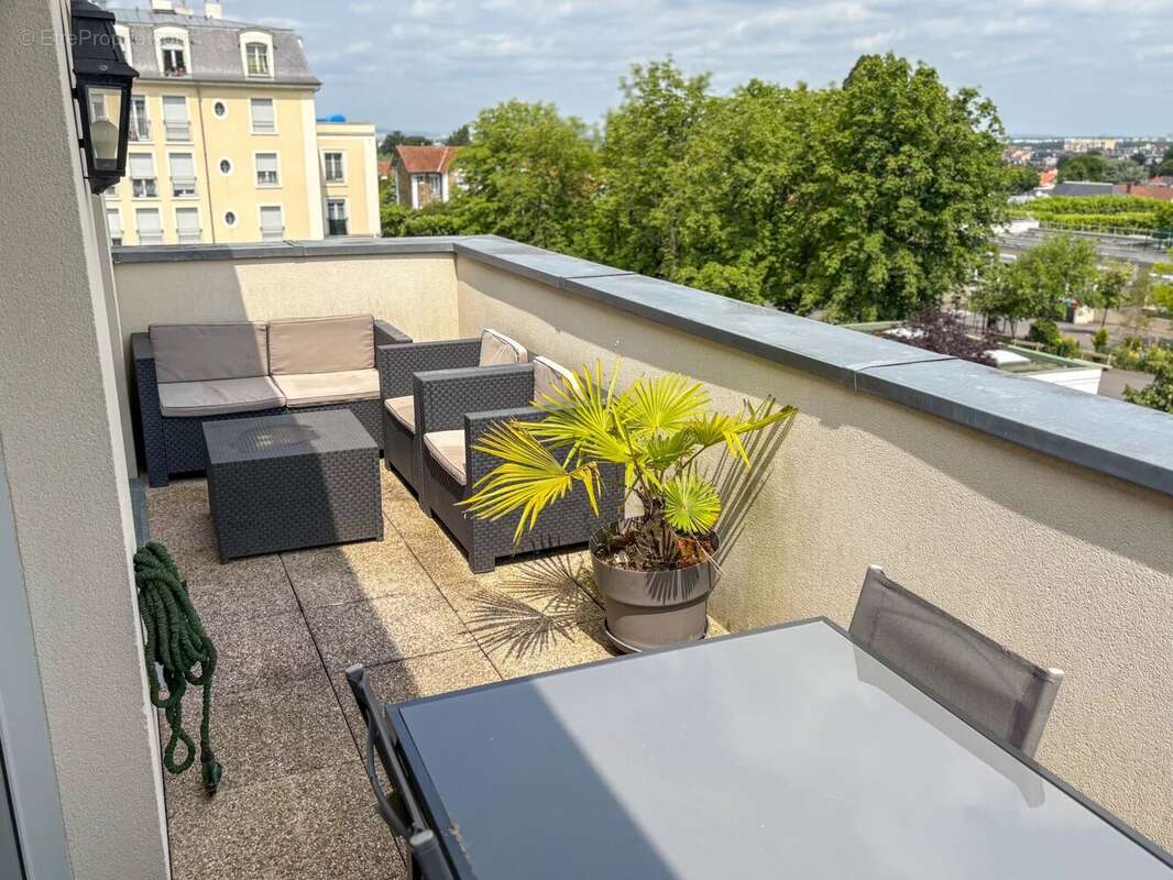 Appartement à LE RAINCY