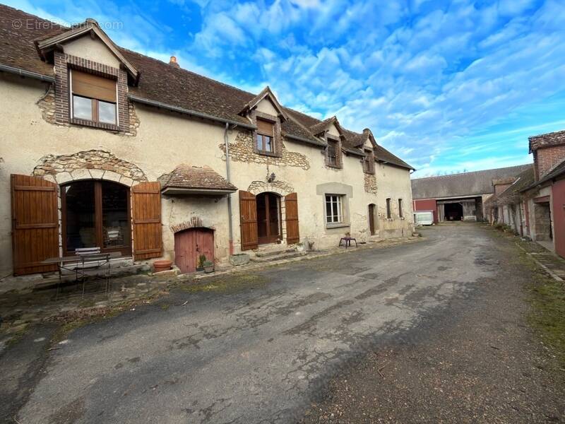 Maison à GALLARDON