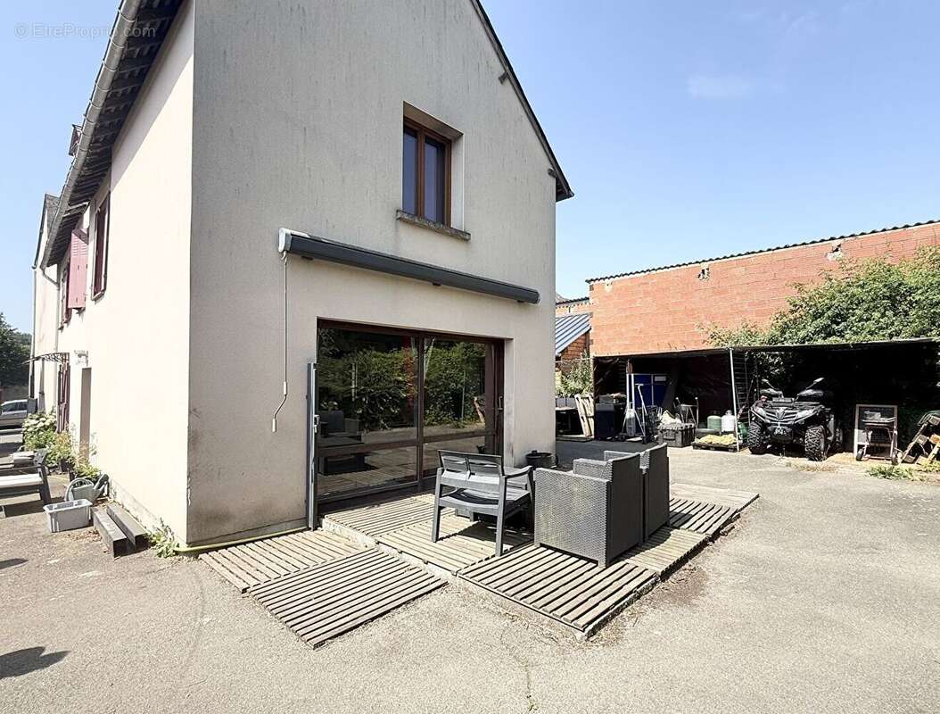 Songeons, familiale 6 chambres  (s) - photo 3