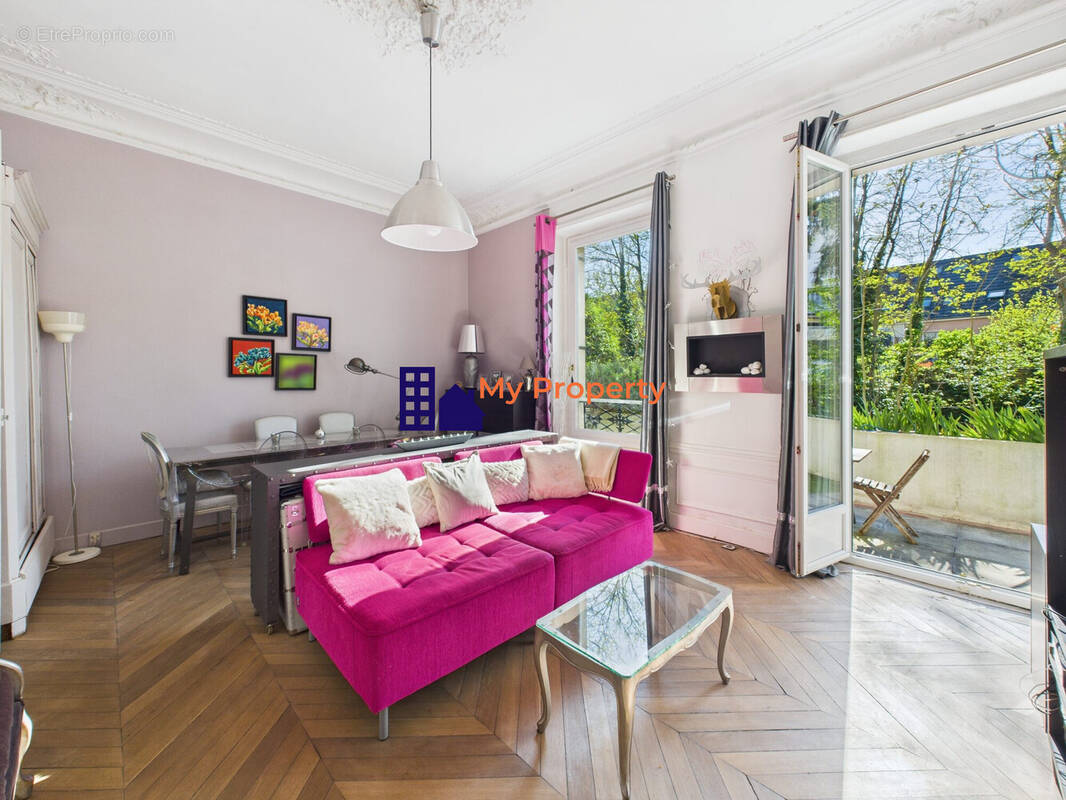 Appartement à HOUILLES