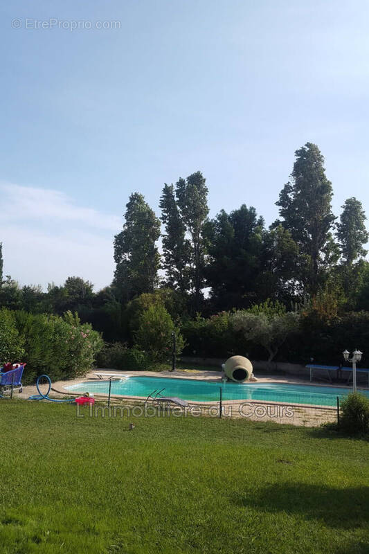 Terrain à PORT-DE-BOUC