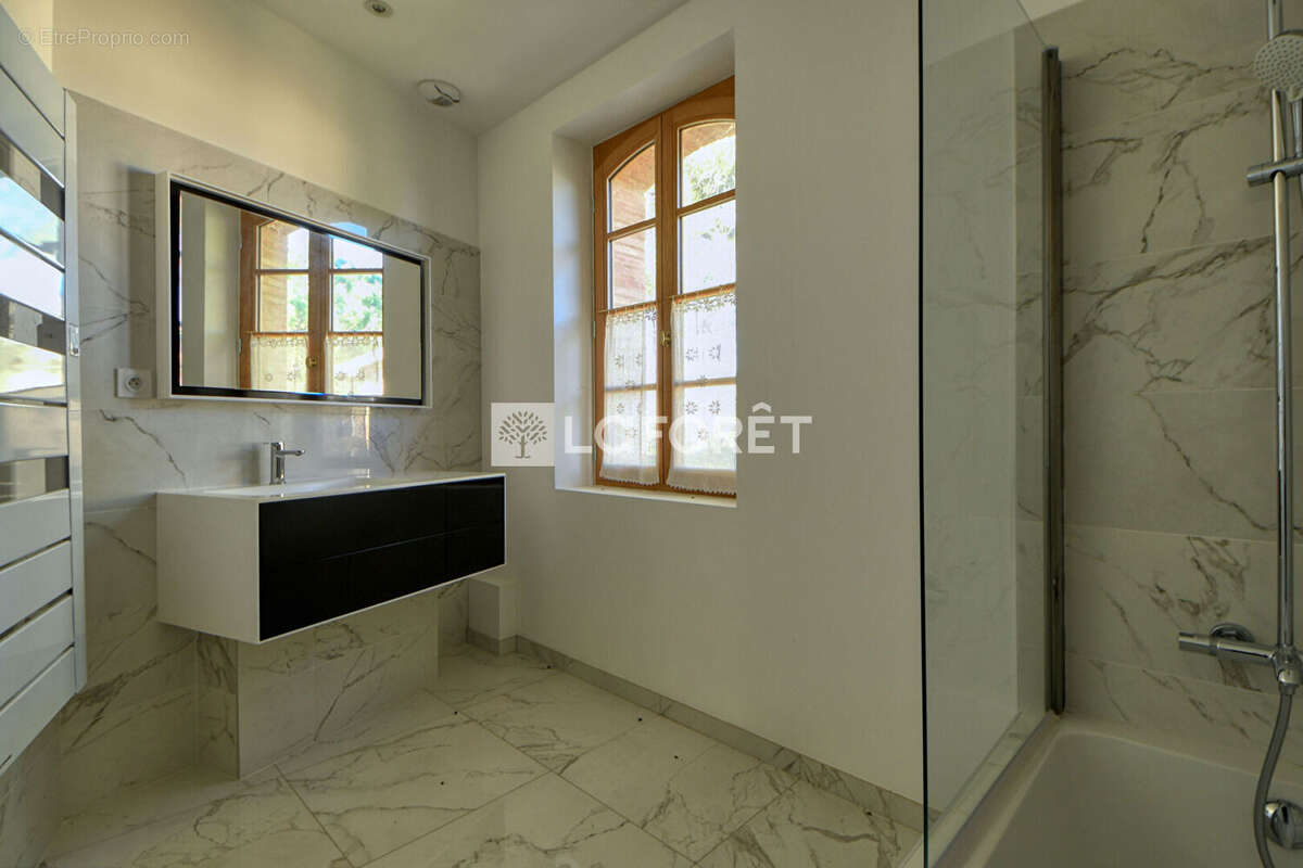 Maison à LISLE-SUR-TARN