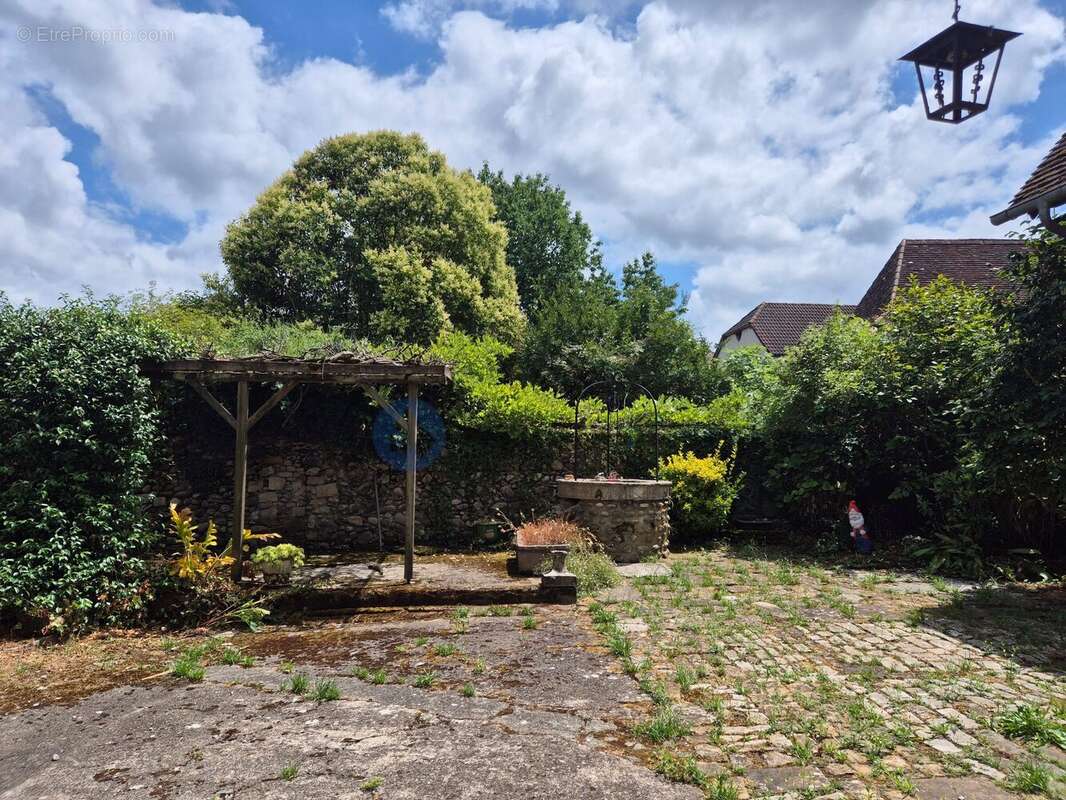 Maison à NAVARRENX